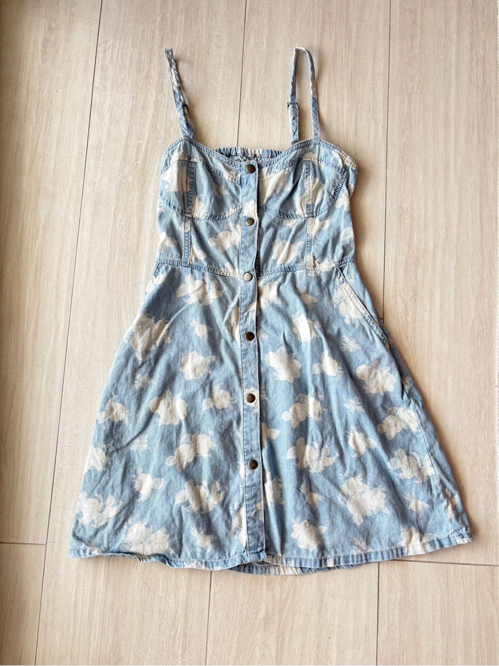 BONGO Light Blue Floral Denim Button-Front Sundress
